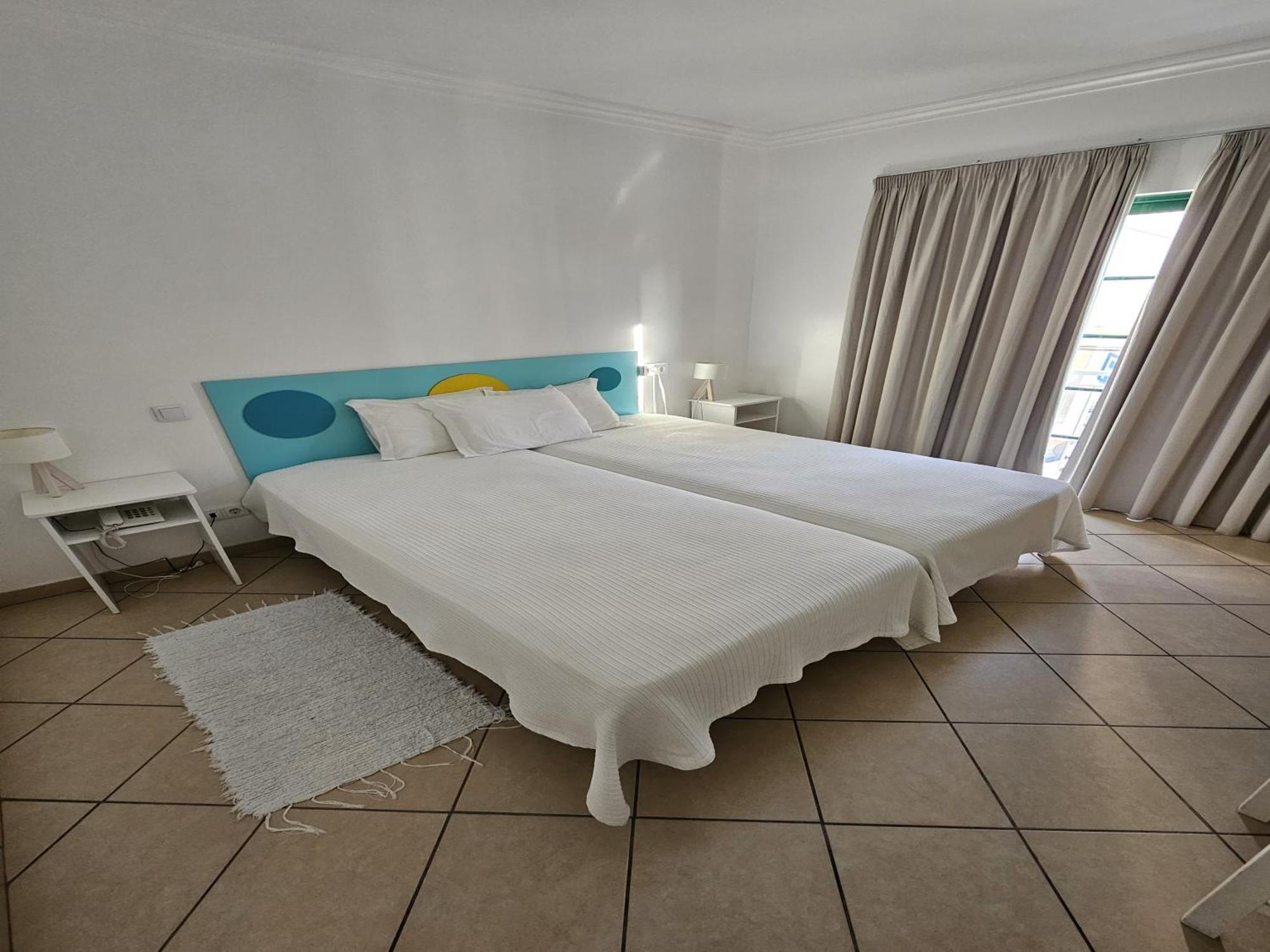 Hotel Adelaide Фару Экстерьер фото